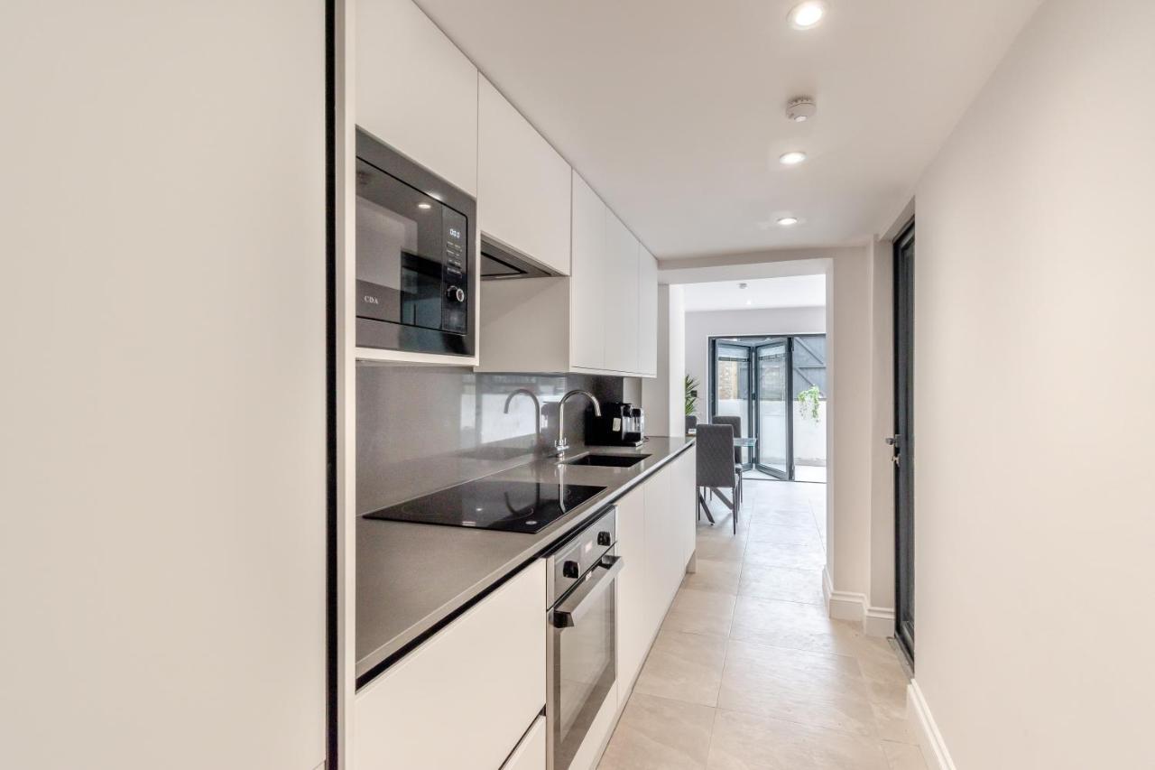 شقة Modern Garden Flat With Private Parking لندن المظهر الخارجي الصورة