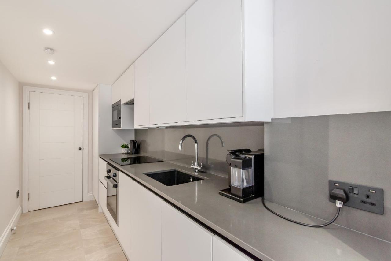 شقة Modern Garden Flat With Private Parking لندن المظهر الخارجي الصورة